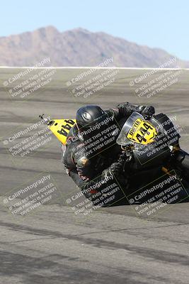 media/May-10-2025-Race Pace (Sat) [[db32fef2da]]/Vested/4-Bowl Set 2 (910am)/